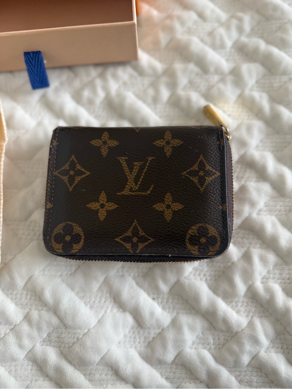 Louis Vuitton Monogram Canvas Brown and Gold Zip Card Holder - Picture 2 of 8
